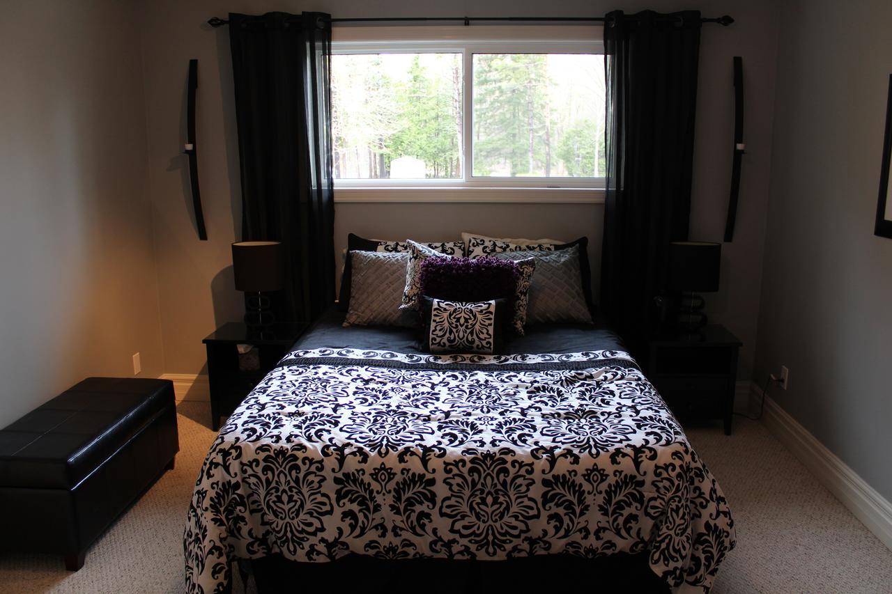 Water'S Edge B & B Oro-Medonte Exterior photo